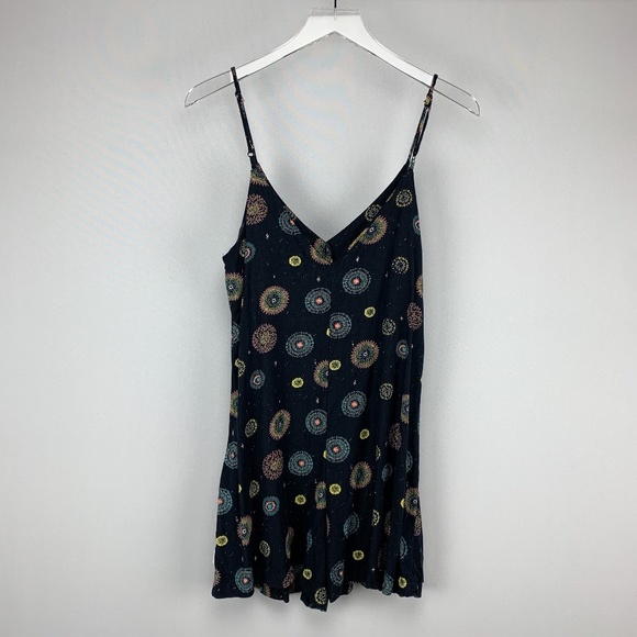 RVCA Lotus Black Space Print V-Neck Casual… - Picture 7 of 14